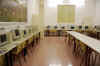 sala computer vuota.jpg (183960 byte)
